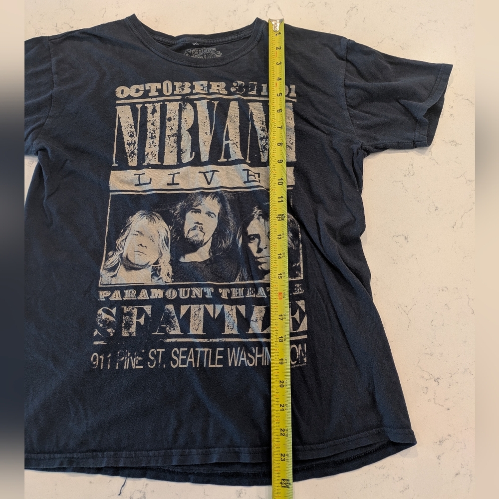 Nirvana Seattle Live October 31 1991 Paramount Theatre T-Shirt Sz: Small No Tags - Picture 3 of 6
